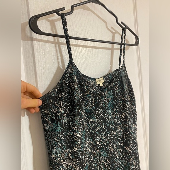 Aritzia Wilfred Silk Snake Skin Camisole Lightweight Summer Tank Size Medium - Picture 4 of 8